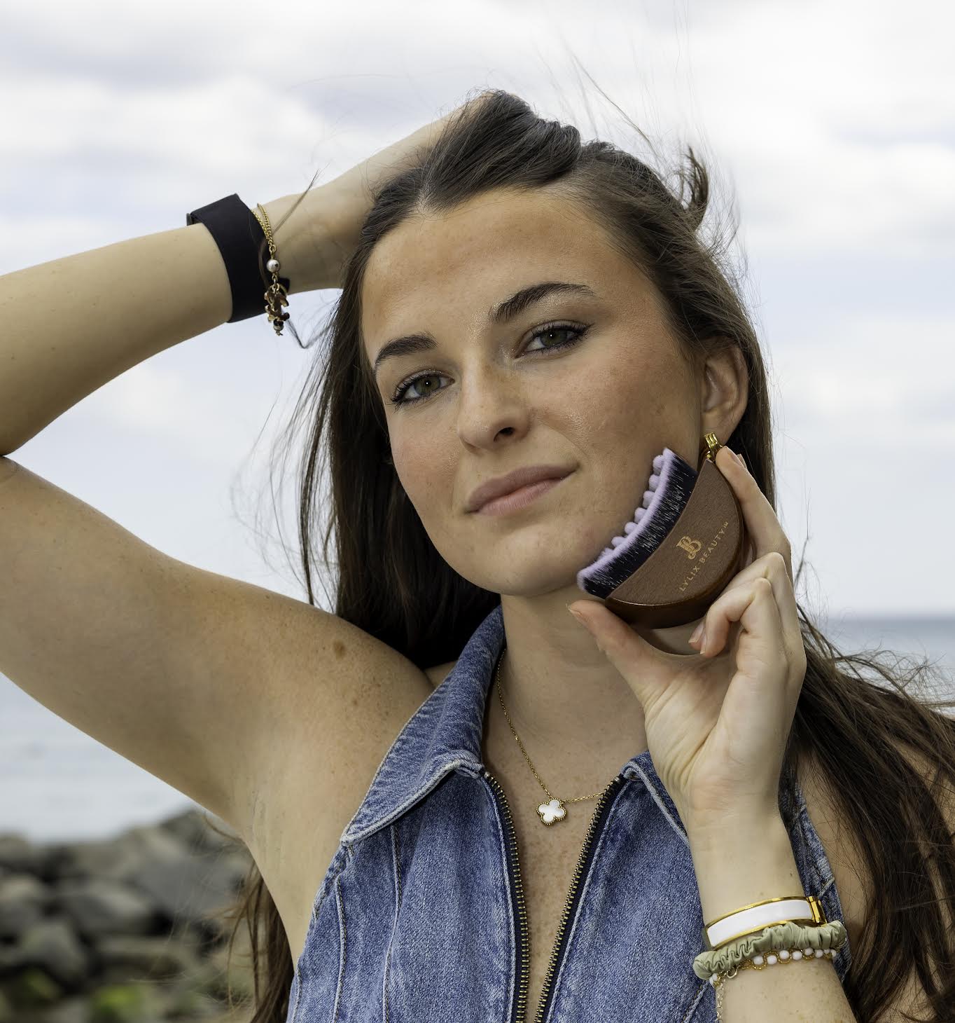 Model using Lylix Beauty brush